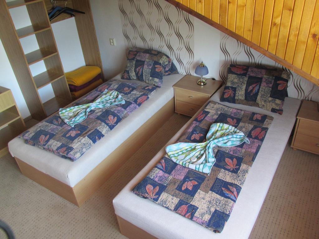 Pension U Vlasku Karlovy Vary Phòng bức ảnh